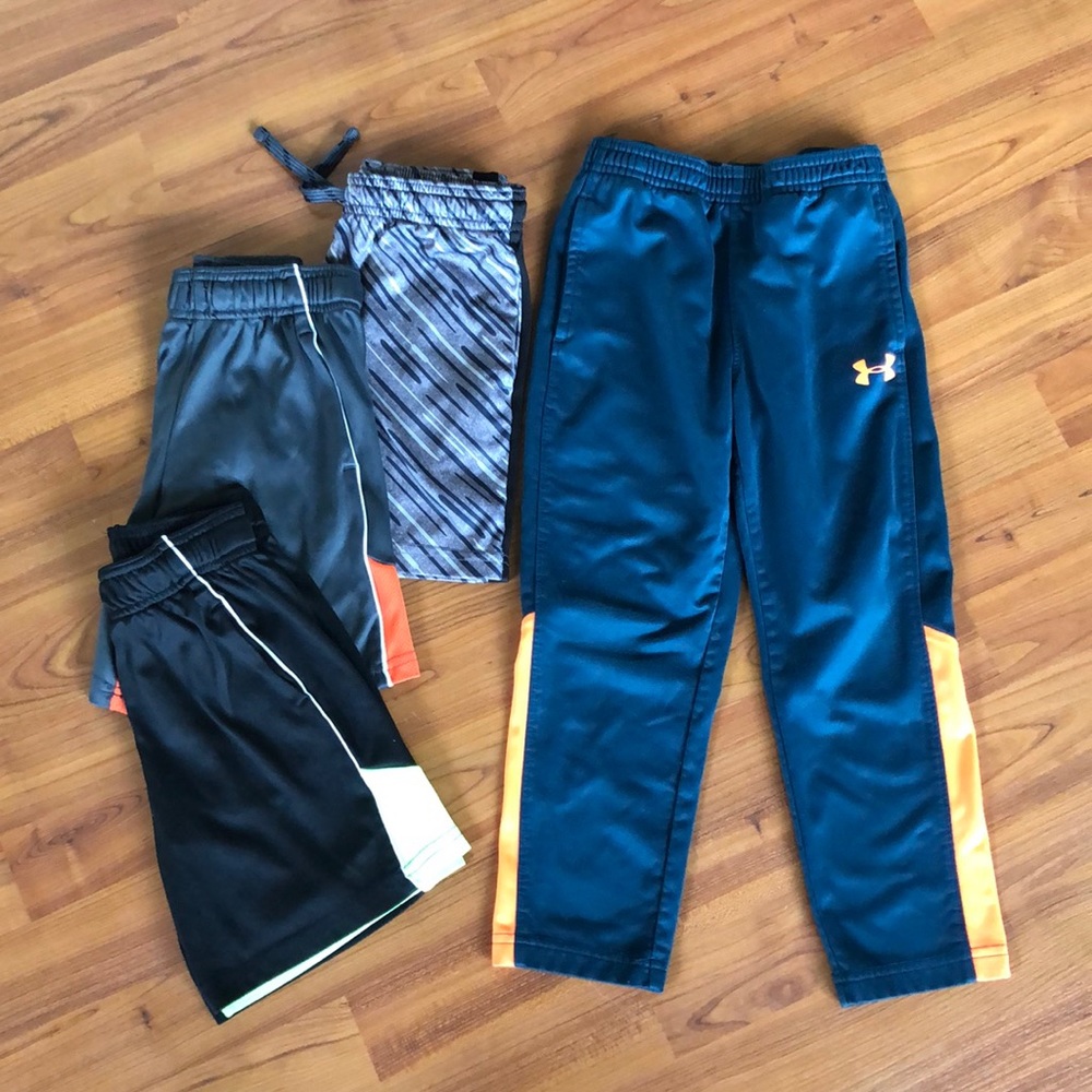 ⚽️ Lot of Active Wear Bottoms Boys Size 4 🏀